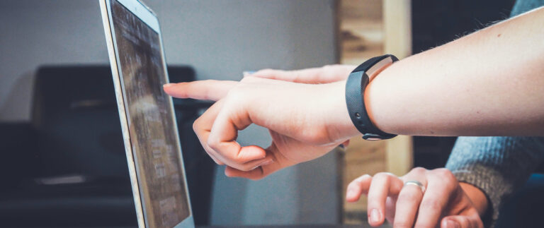 Best Budget iOS SmartWatch